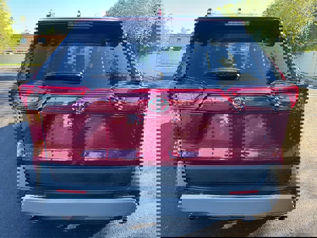 Used 2024 Toyota RAV4 Adventure image 8