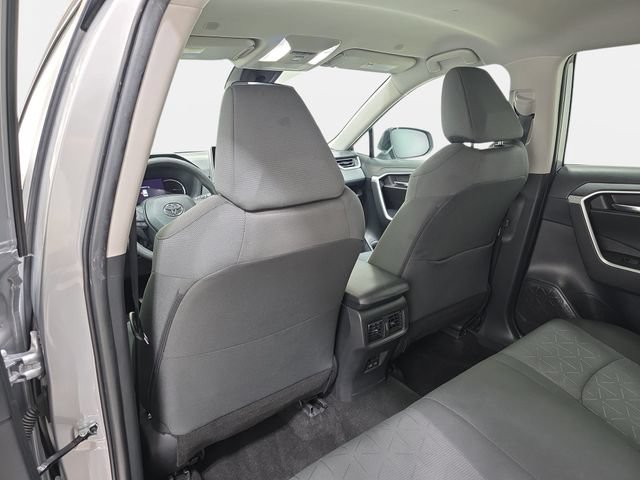 Certified 2024 Toyota RAV4 XLE FWD image 10