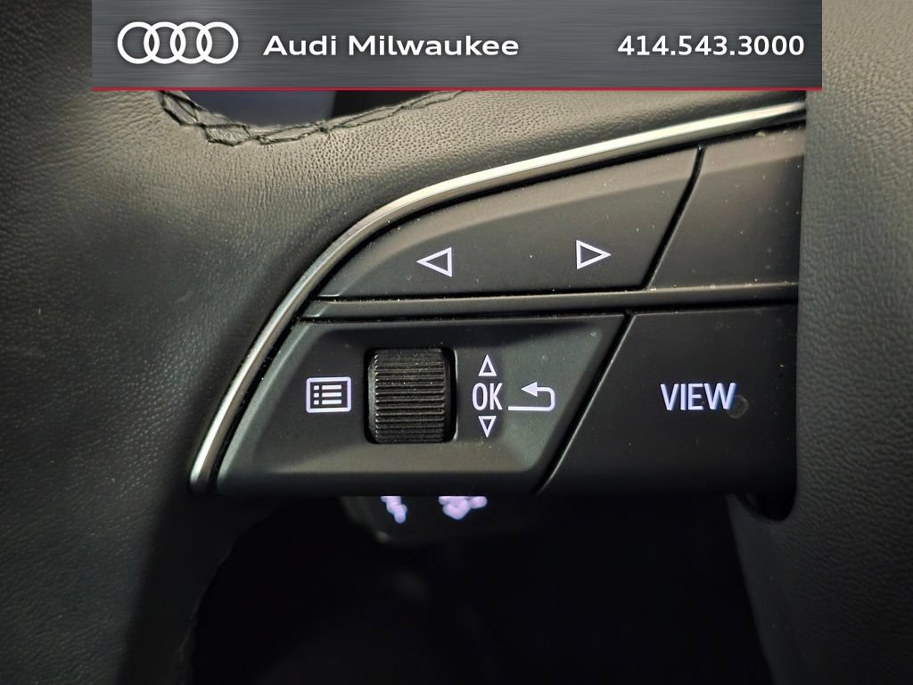 Used 2023 Audi Q7 2.0T Premium w/ Convenience Package AWD/4WD image 35