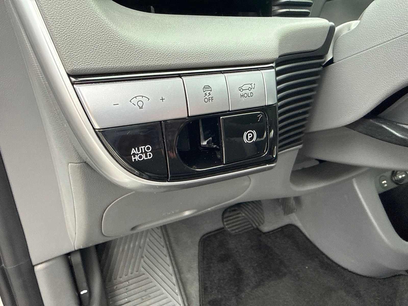 Certified 2024 Hyundai Ioniq 5 SEL AWD/4WD image 20
