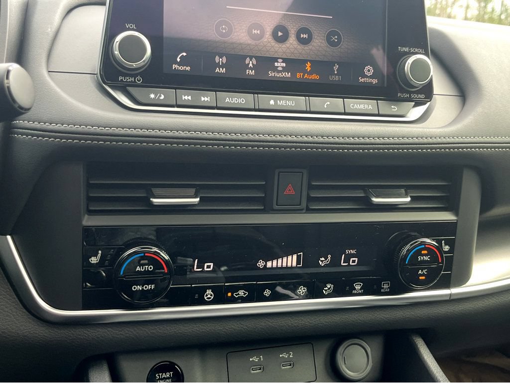New 2025 Nissan Rogue SV FWD image 24