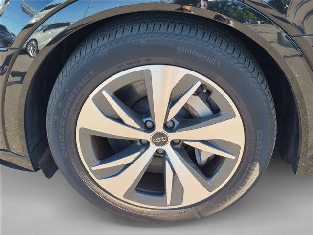 Used 2024 Audi Q8 e-tron Premium Plus AWD/4WD image 10