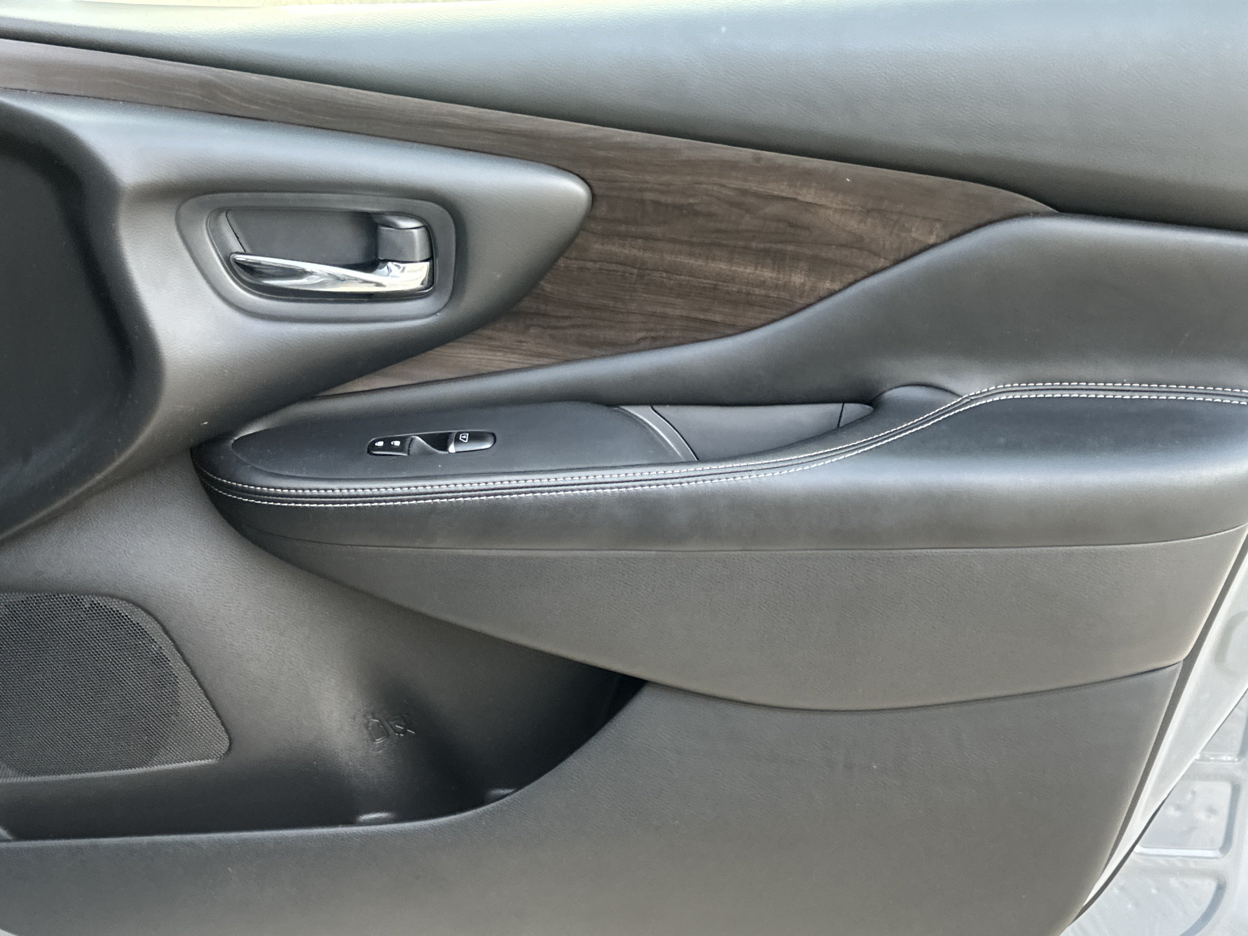 Used 2023 Nissan Murano Platinum w/ Cargo Package FWD image 14