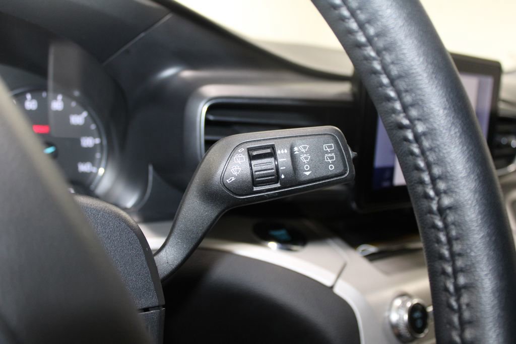 Used 2023 Ford Explorer XLT w/ Equipment Group 202A image 42