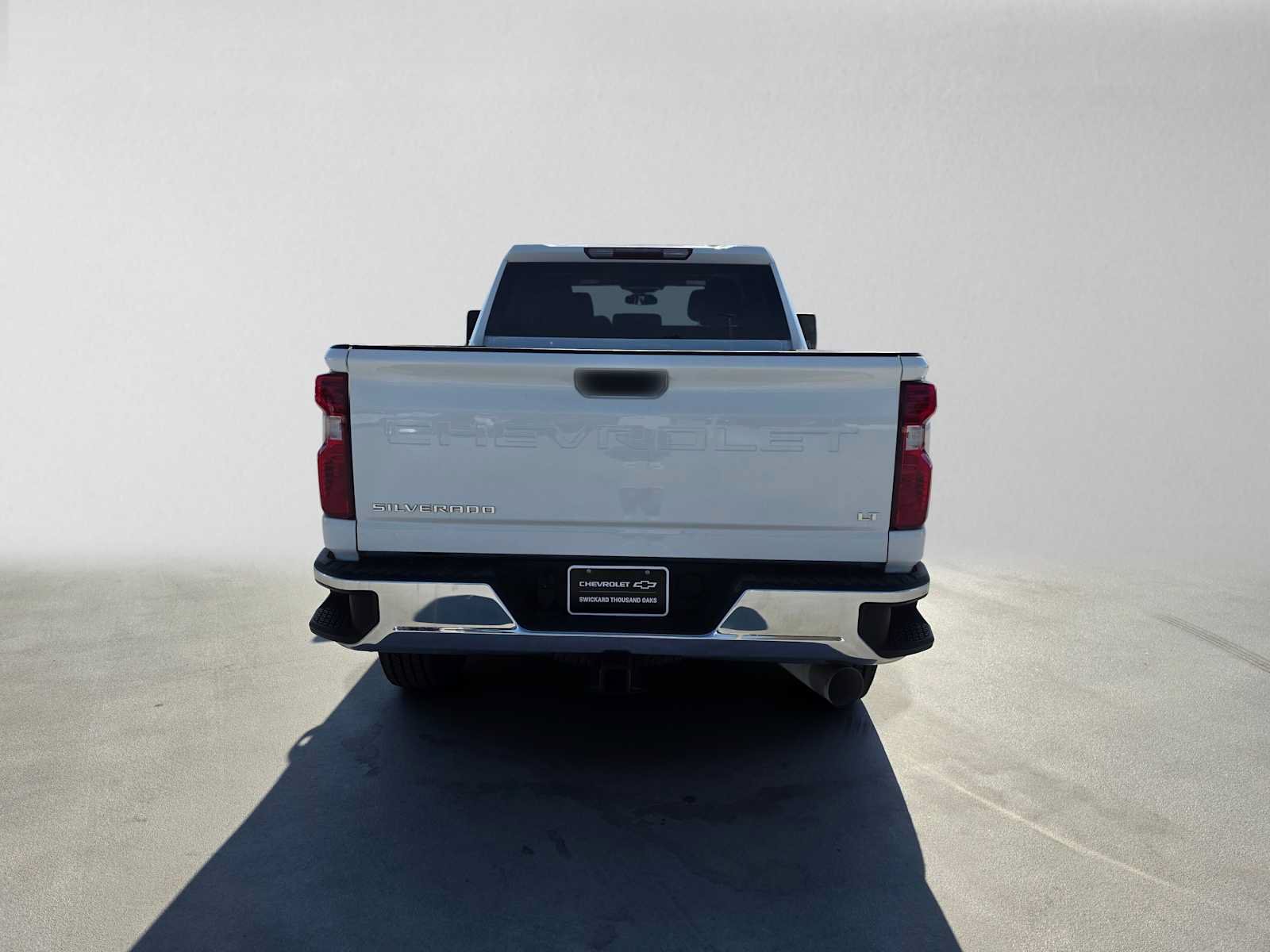 Used 2024 Chevrolet Silverado 2500 LT AWD/4WD image 4