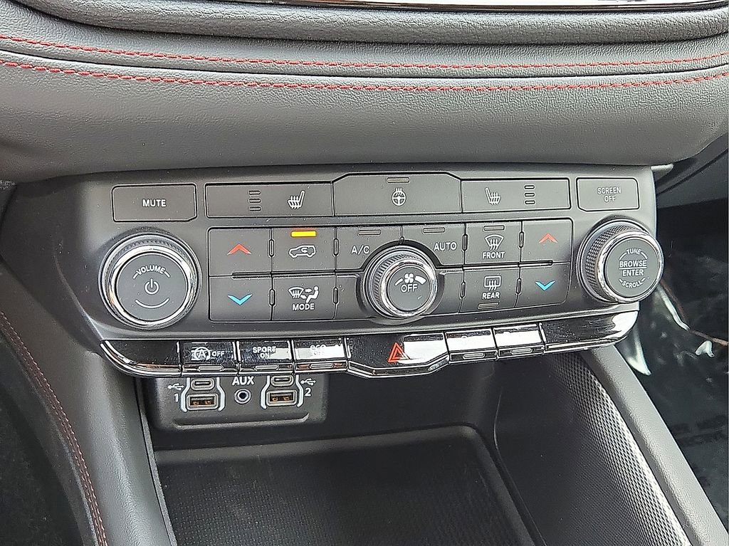 Used 2026 Dodge Durango GT image 30