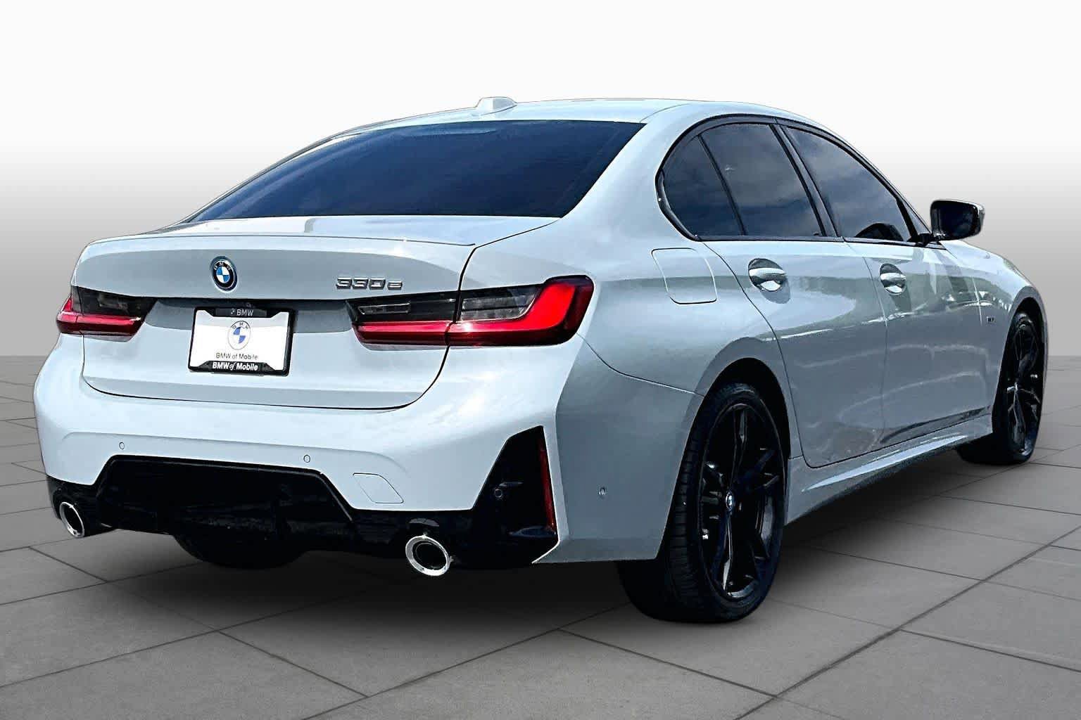 Used 2023 BMW 330e w/ M Sport Package image 12