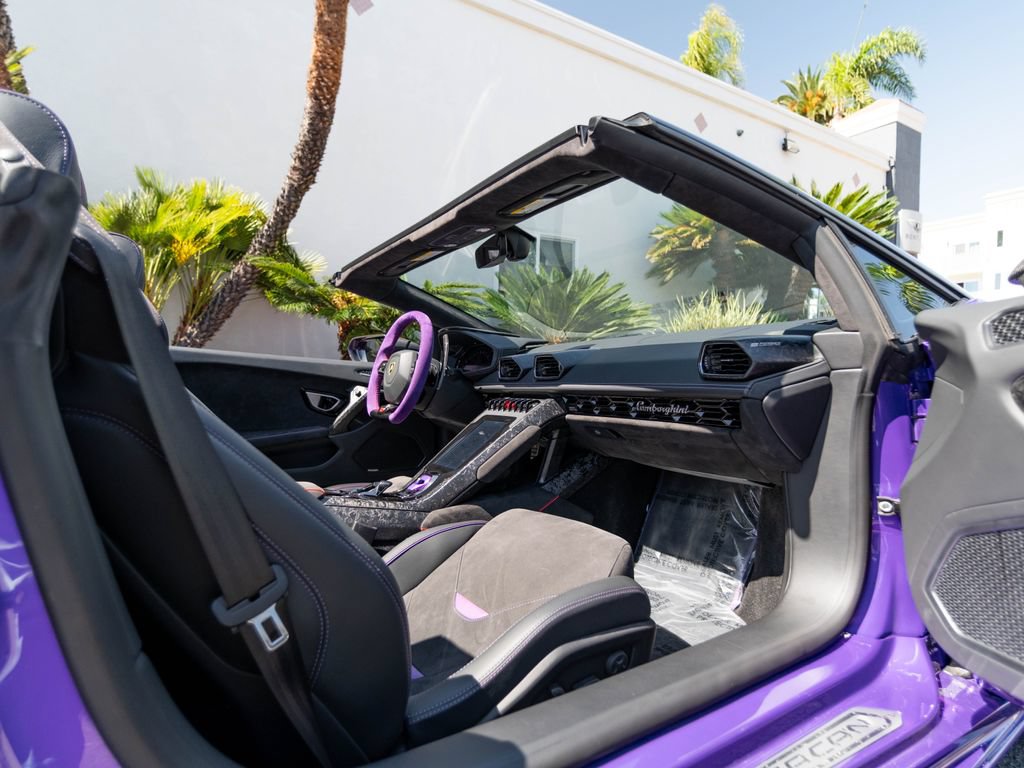 Used 2024 Lamborghini Huracan EVO AWD/4WD image 7