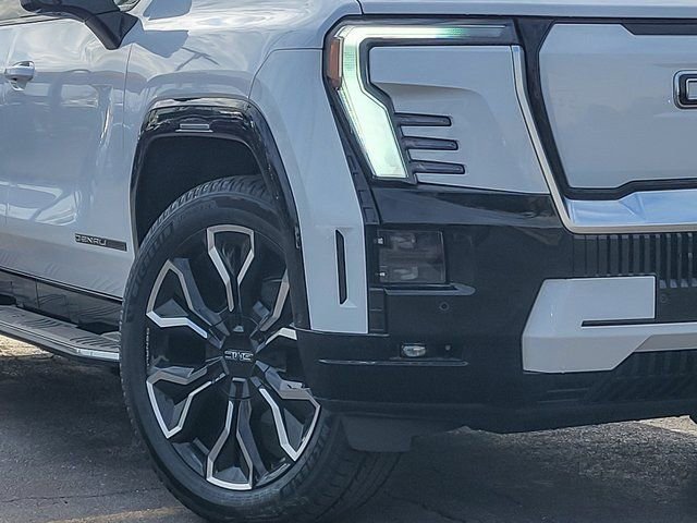 New 2025 GMC Sierra EV Denali image 3