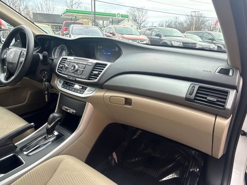 Used 2015 Honda Accord LX image 16