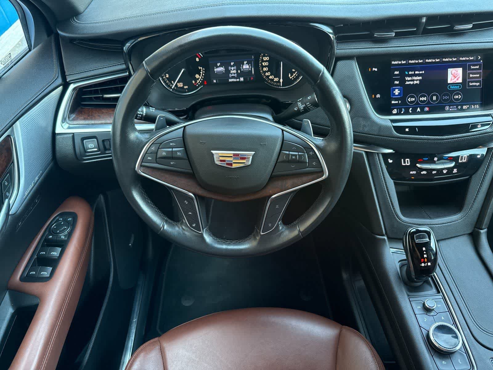 Used 2023 Cadillac XT5 Sportv AWD/4WD image 14