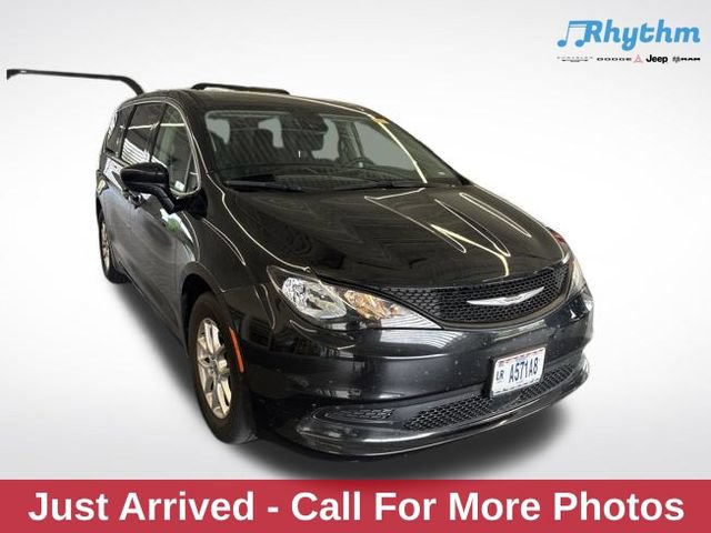 Used 2023 Chrysler Voyager LX