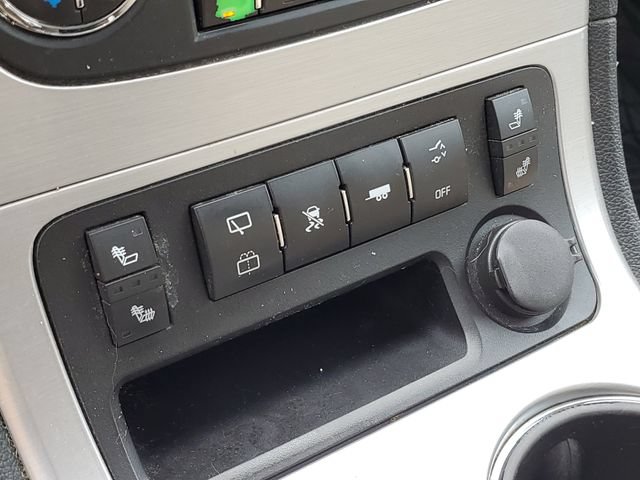Used 2010 GMC Acadia SLT FWD image 16
