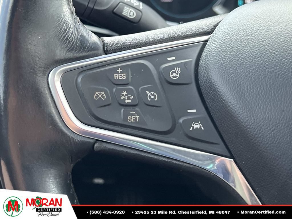 Used 2018 Chevrolet Malibu Premier w/ Premier Sun and Wheel Package FWD image 26