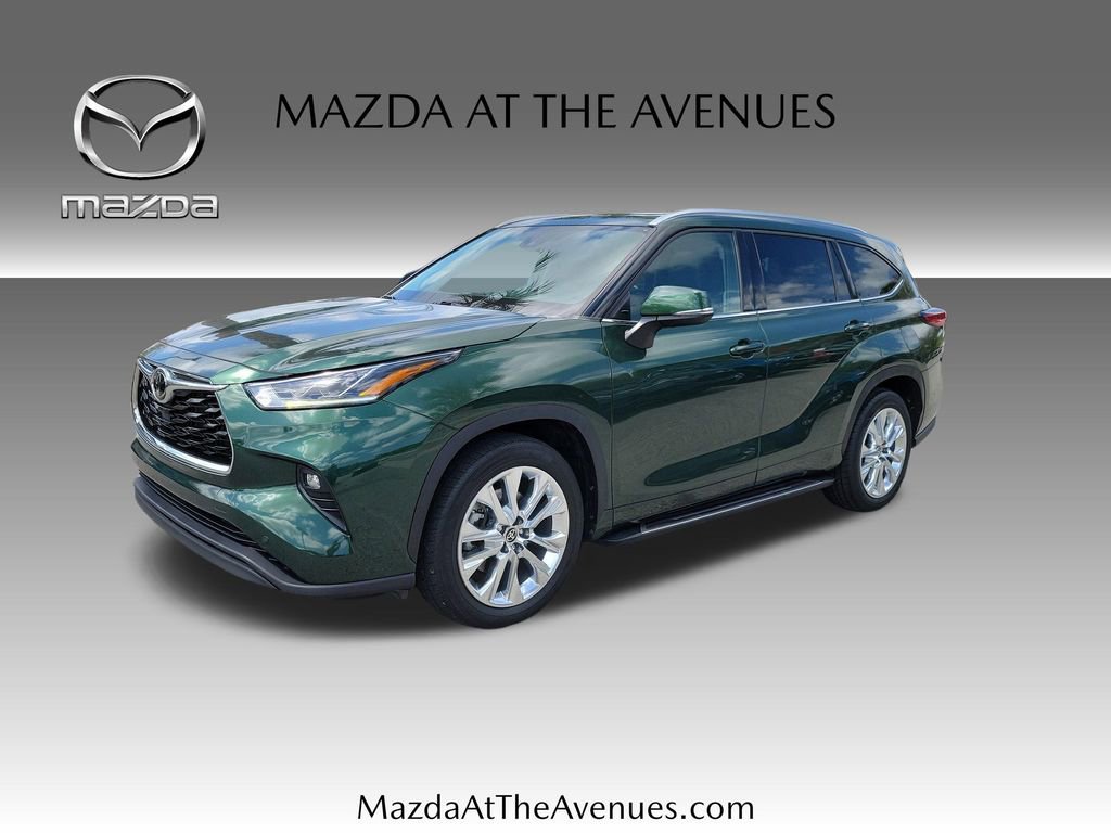 Used 2023 Toyota Highlander Limited image 1