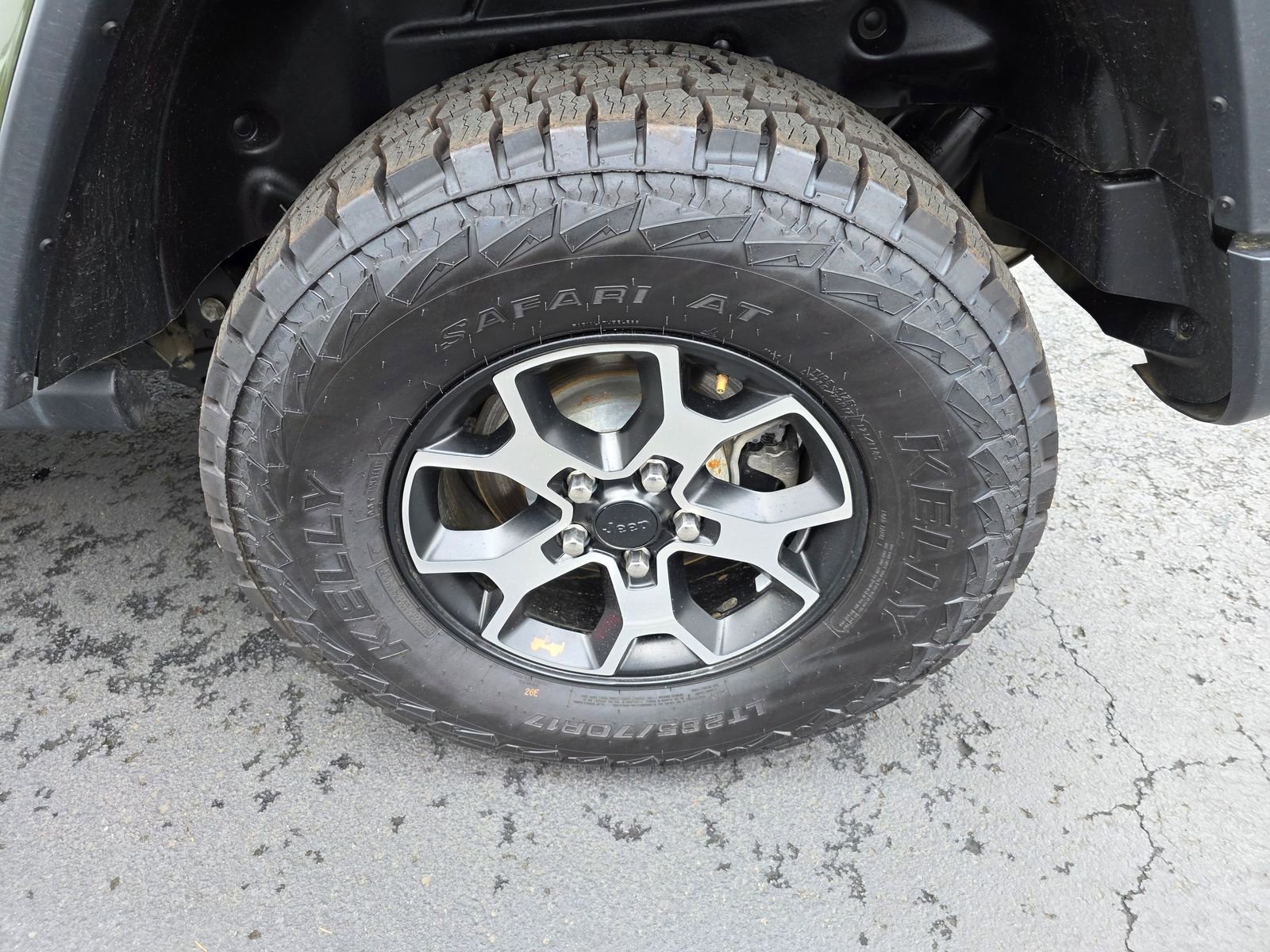 Used 2021 Jeep Wrangler Unlimited Rubicon w/ Uconnect 4C Nav & Sound Group image 9