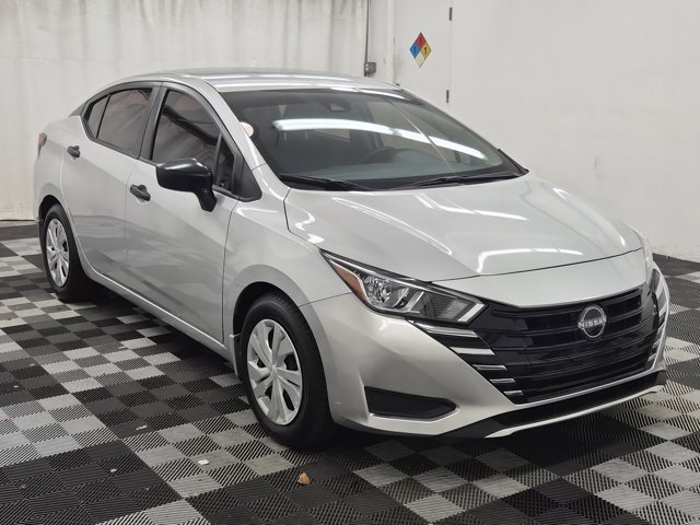 Used 2023 Nissan Versa S w/ Trunk Package image 1