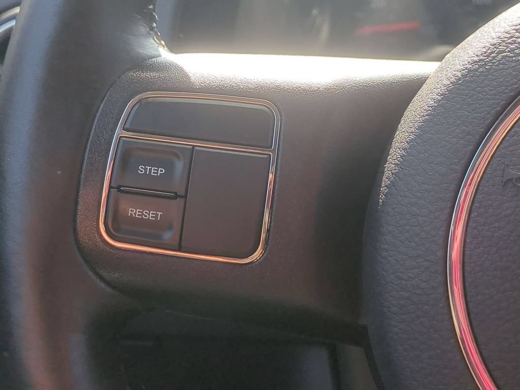 Used 2012 Jeep Compass Latitude AWD/4WD image 15
