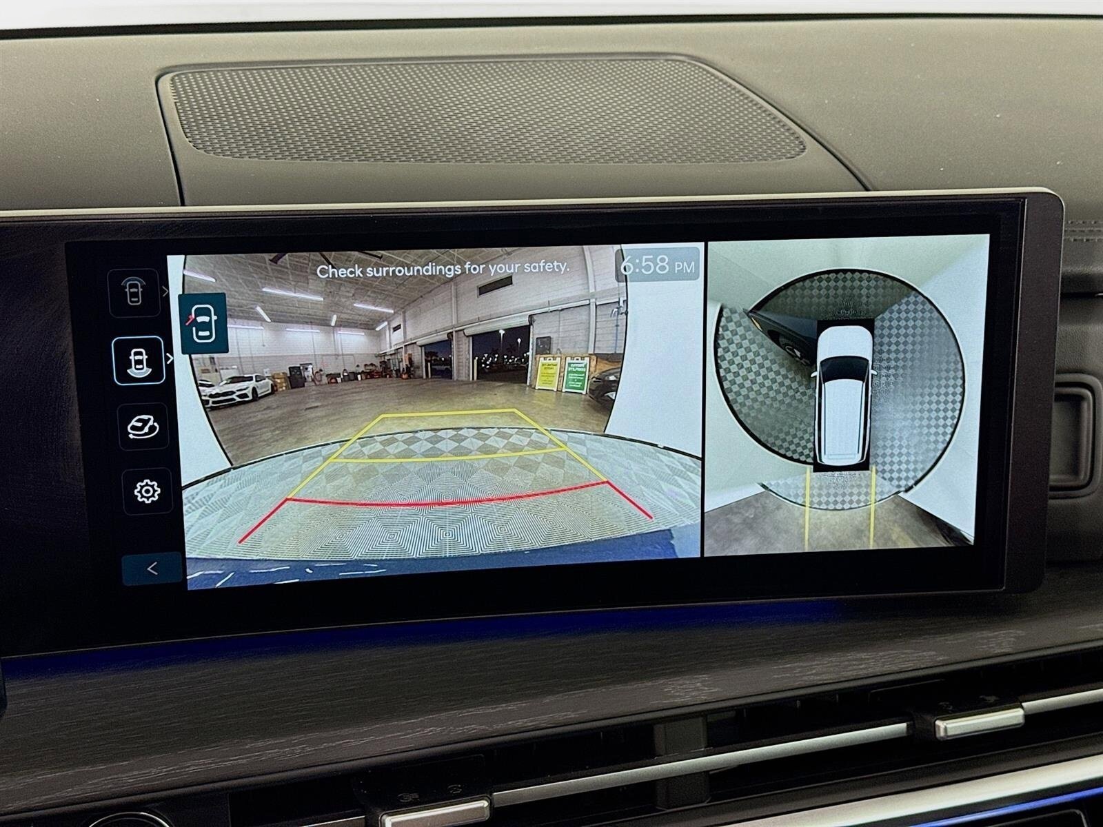 New 2026 Hyundai Santa Fe Limited FWD image 17