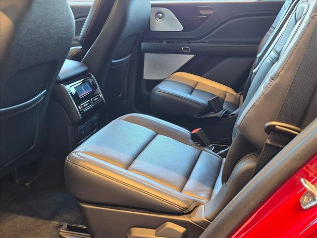 New 2026 Lincoln Aviator Reserve w/ Luxury Package RWD image 10