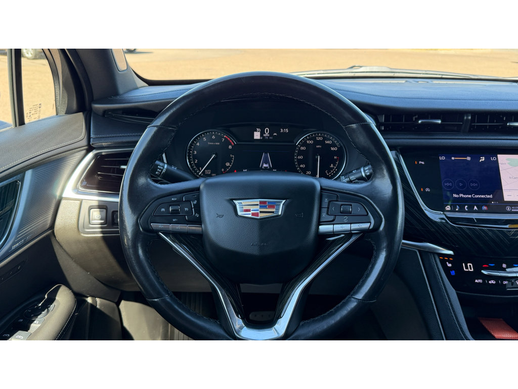 Used 2023 Cadillac XT6 Premium Luxury image 18