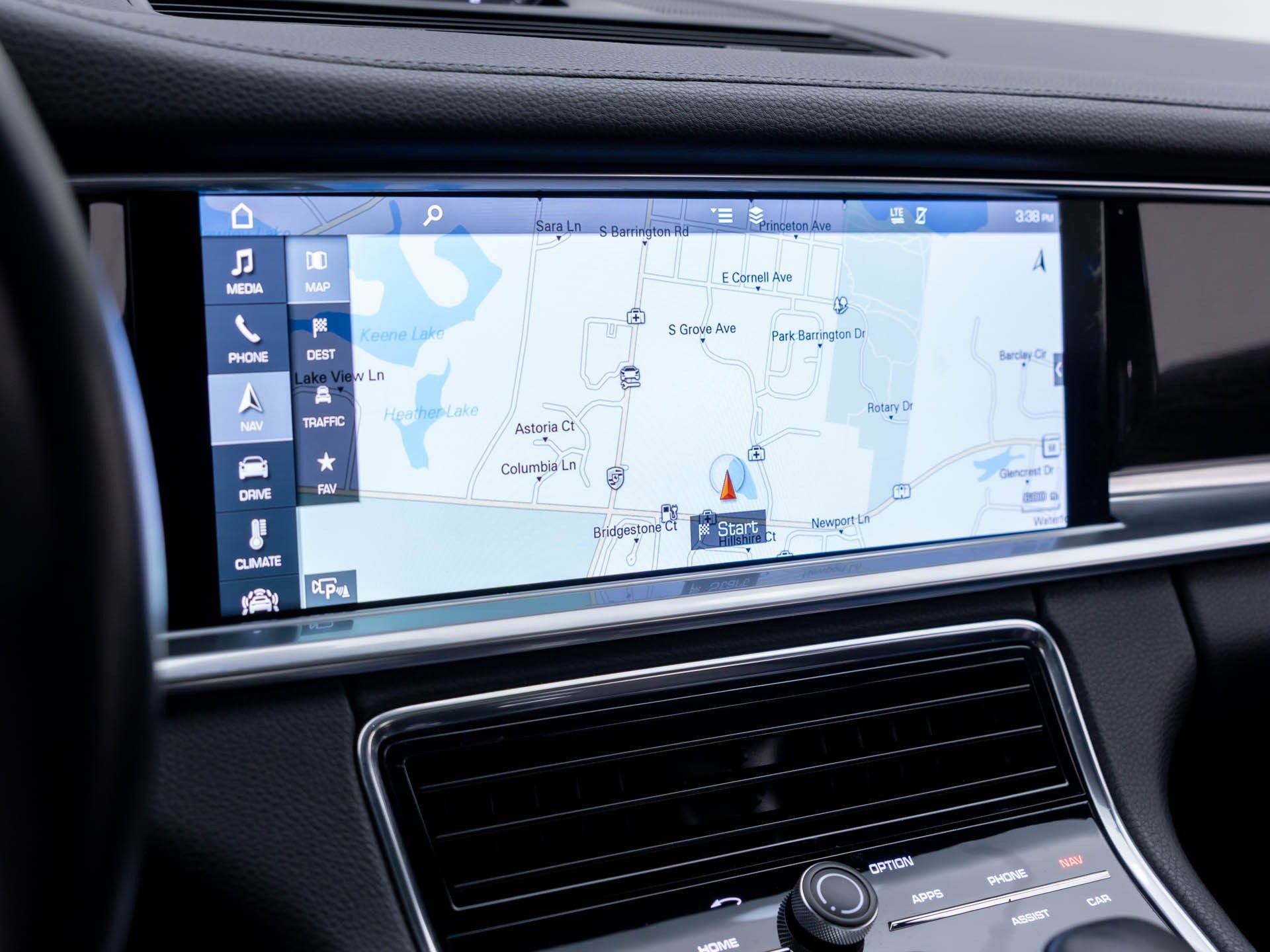 Used 2017 Porsche Panamera 4S image 24