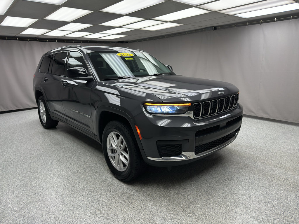 Used 2022 Jeep Grand Cherokee L Laredo w/ Luxury Tech Group I AWD/4WD image 5