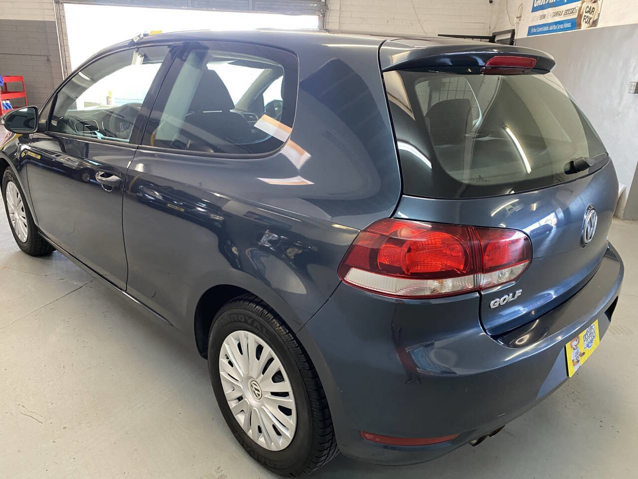 Used 2012 Volkswagen Golf 2-Door image 4