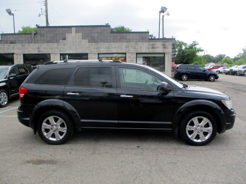 Used 2010 Dodge Journey R/T w/ Convenience Group II image 2