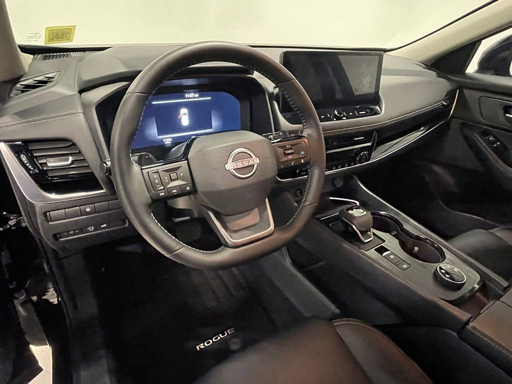 Used 2026 Nissan Rogue SL AWD/4WD image 20