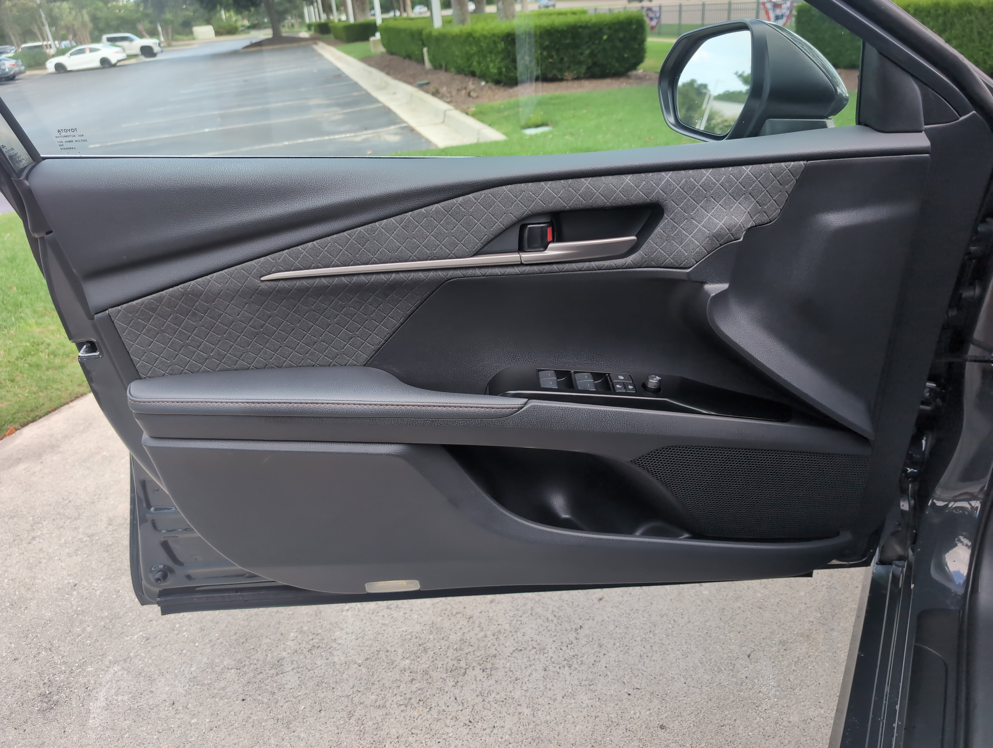 Certified 2026 Toyota Camry XLE FWD image 14