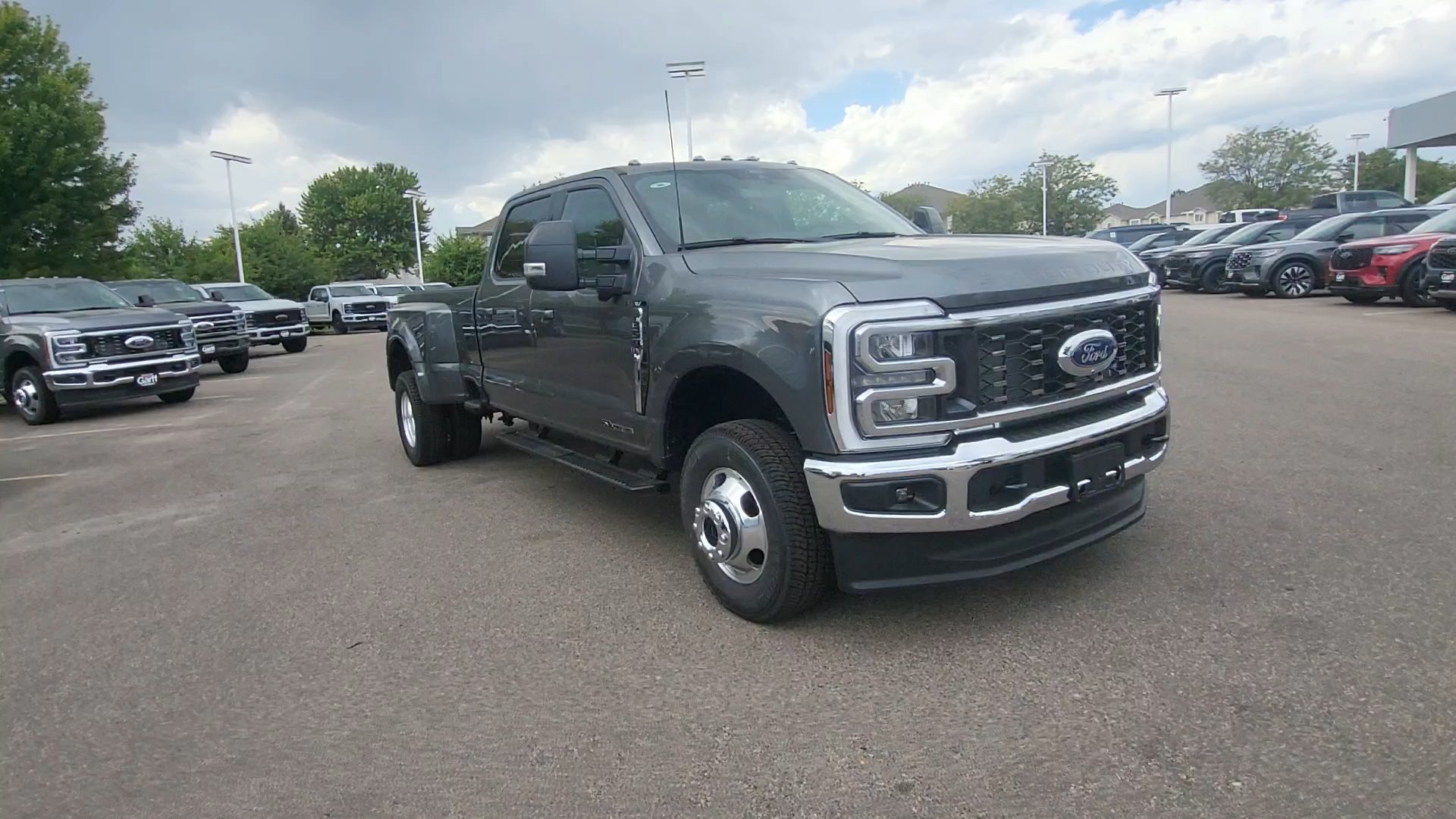 New 2026 Ford F350 XLT w/ XLT Premium Package AWD/4WD image 7