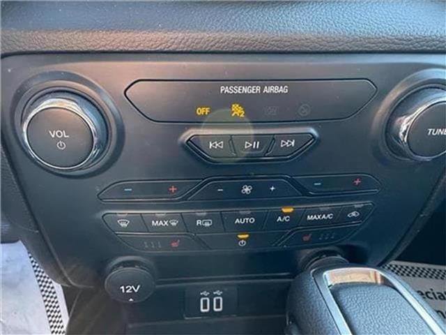 Used 2023 Ford Ranger Lariat w/ Trailer Tow Package RWD image 48