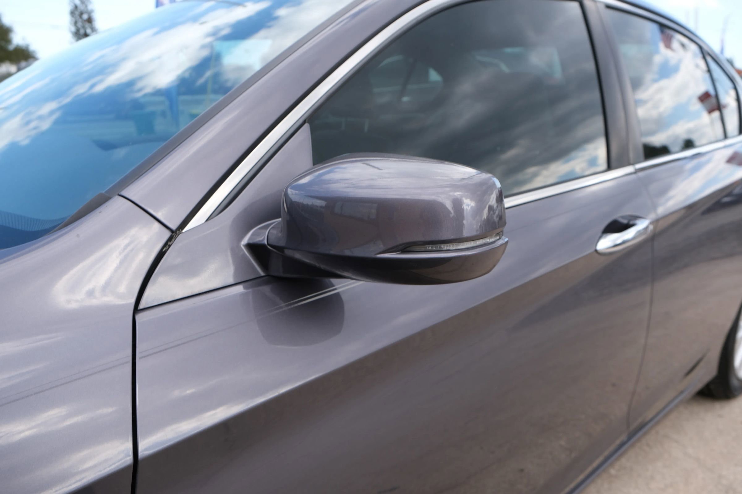 Used 2015 Honda Accord EX-L image 10