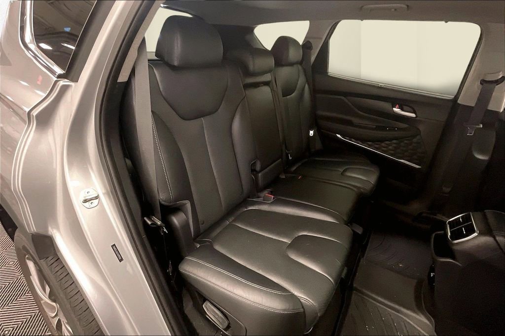 Used 2020 Hyundai Santa Fe Limited image 17