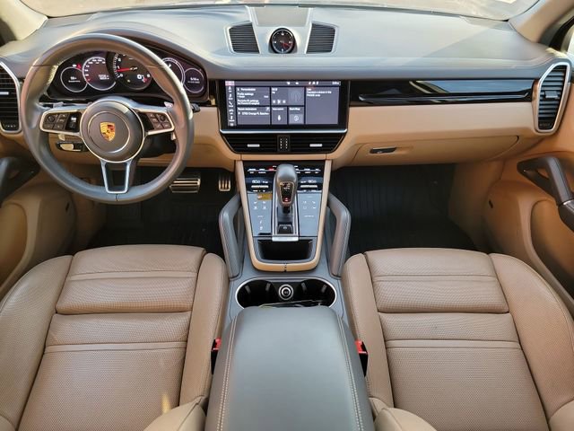 Used 2021 Porsche Cayenne S image 19