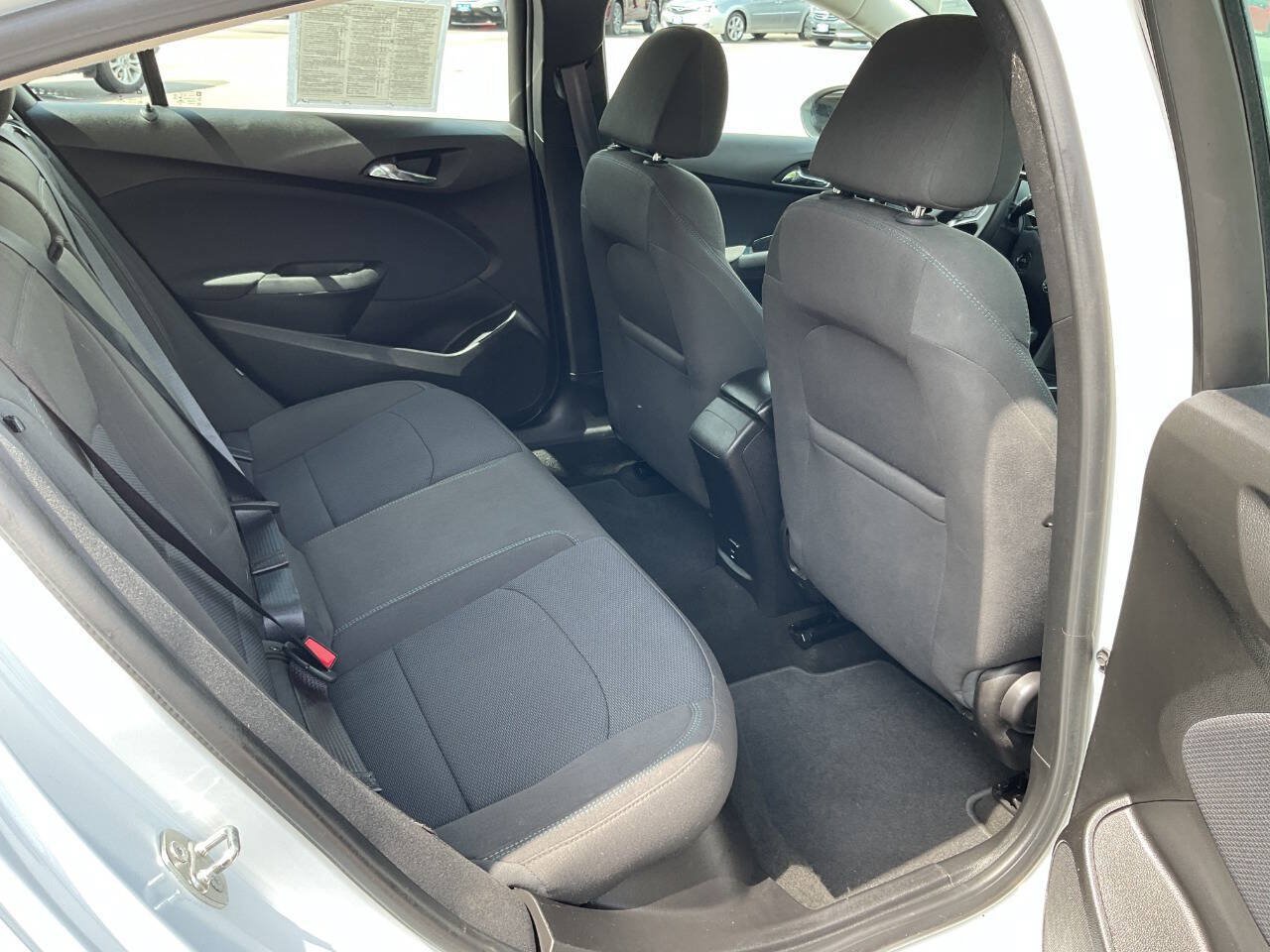 Used 2017 Chevrolet Cruze LT w/ Convenience Package FWD image 34