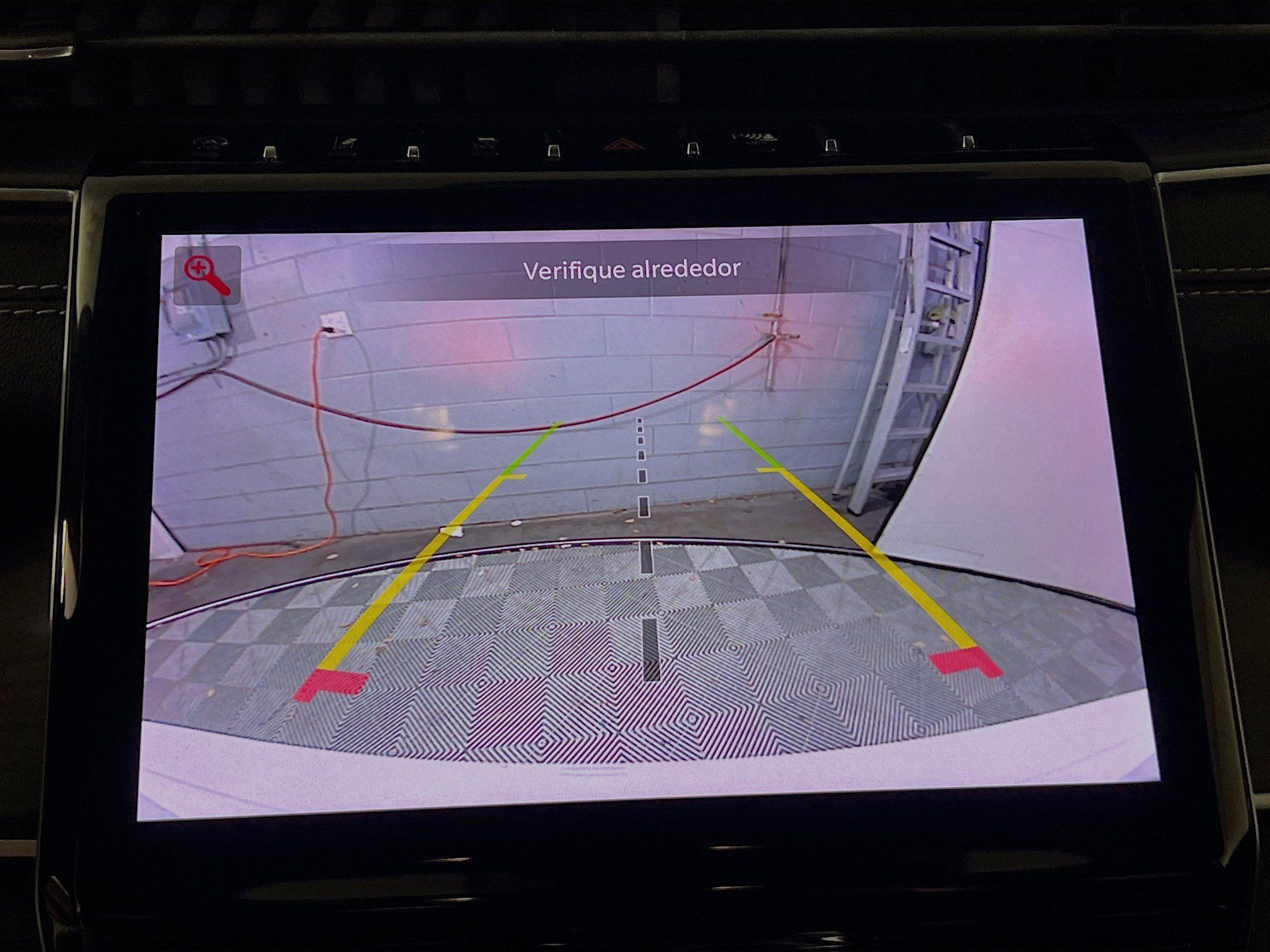 Used 2023 Jeep Grand Cherokee Limited image 28