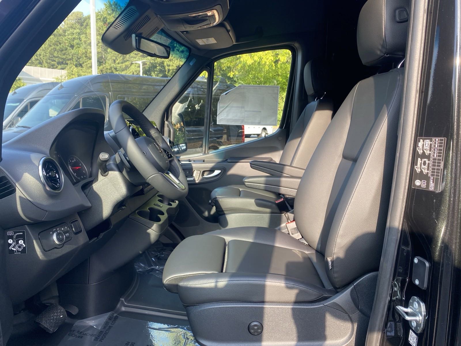 New 2024 Mercedes-Benz Sprinter 3500 image 29