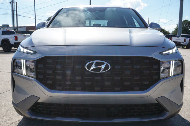 Used 2023 Hyundai Santa Fe SE w/ Winter Weather Package FWD image 9