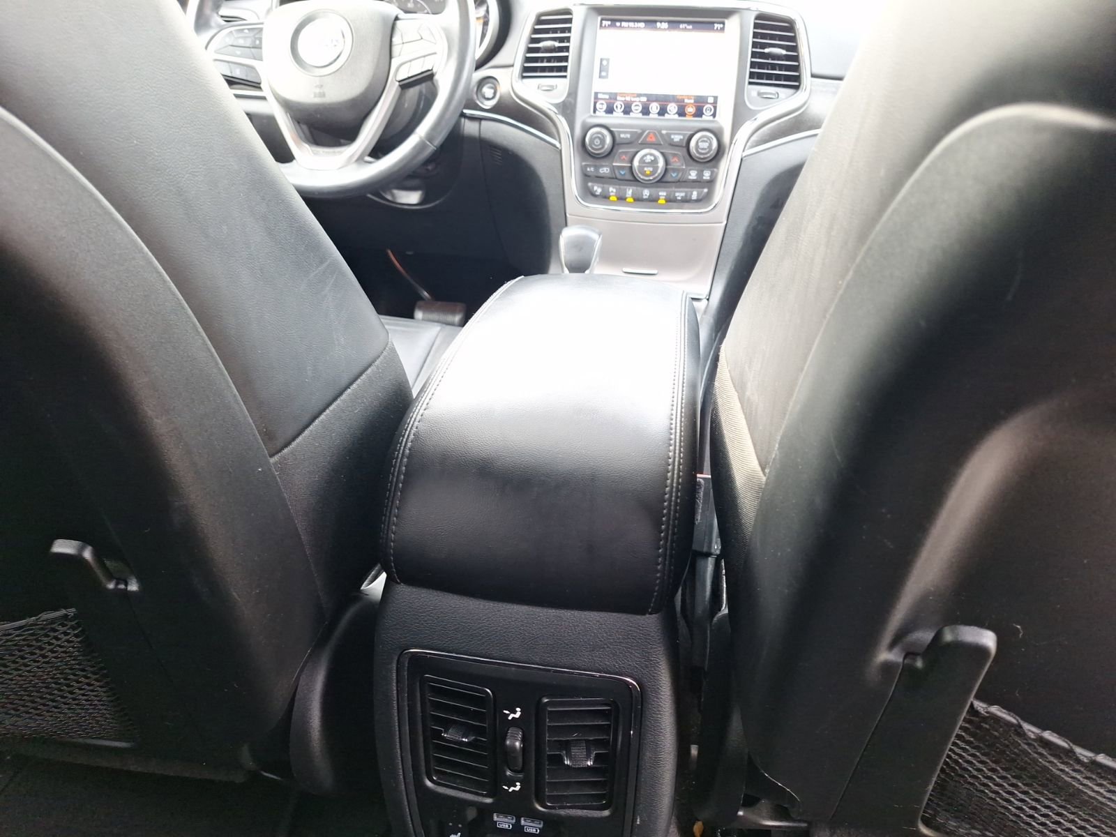 Used 2018 Jeep Grand Cherokee Limited RWD image 33