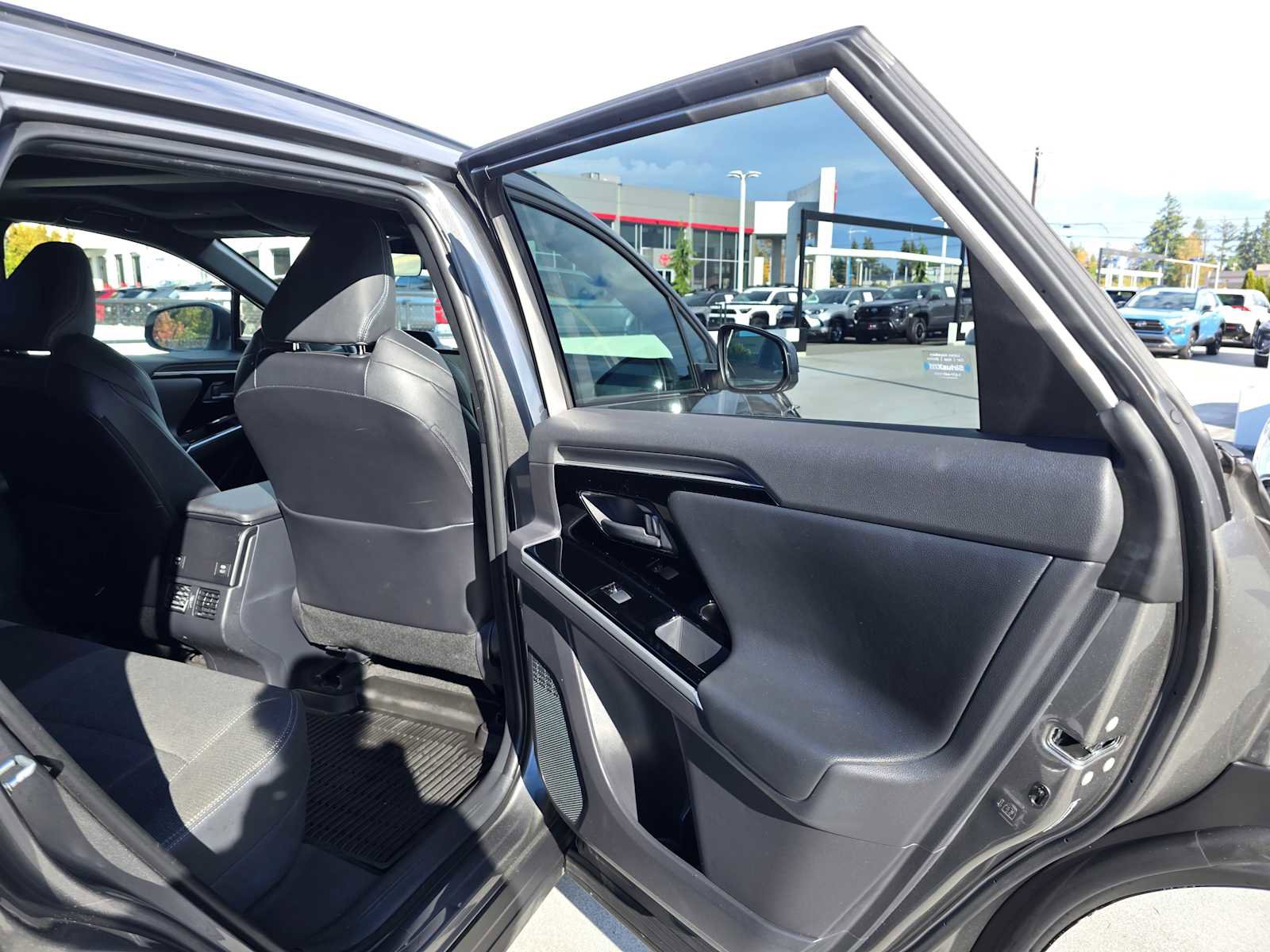 Used 2024 Toyota bZ4X XLE w/ Weather Package image 13