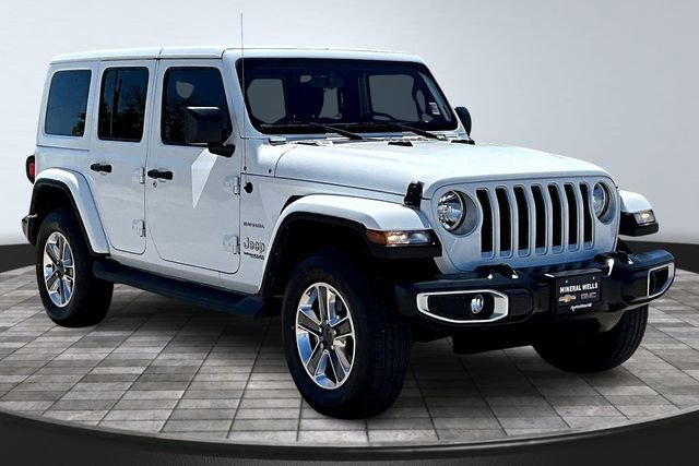 Used 2022 Jeep Wrangler Unlimited Sahara w/ Cold Weather Group AWD/4WD image 4