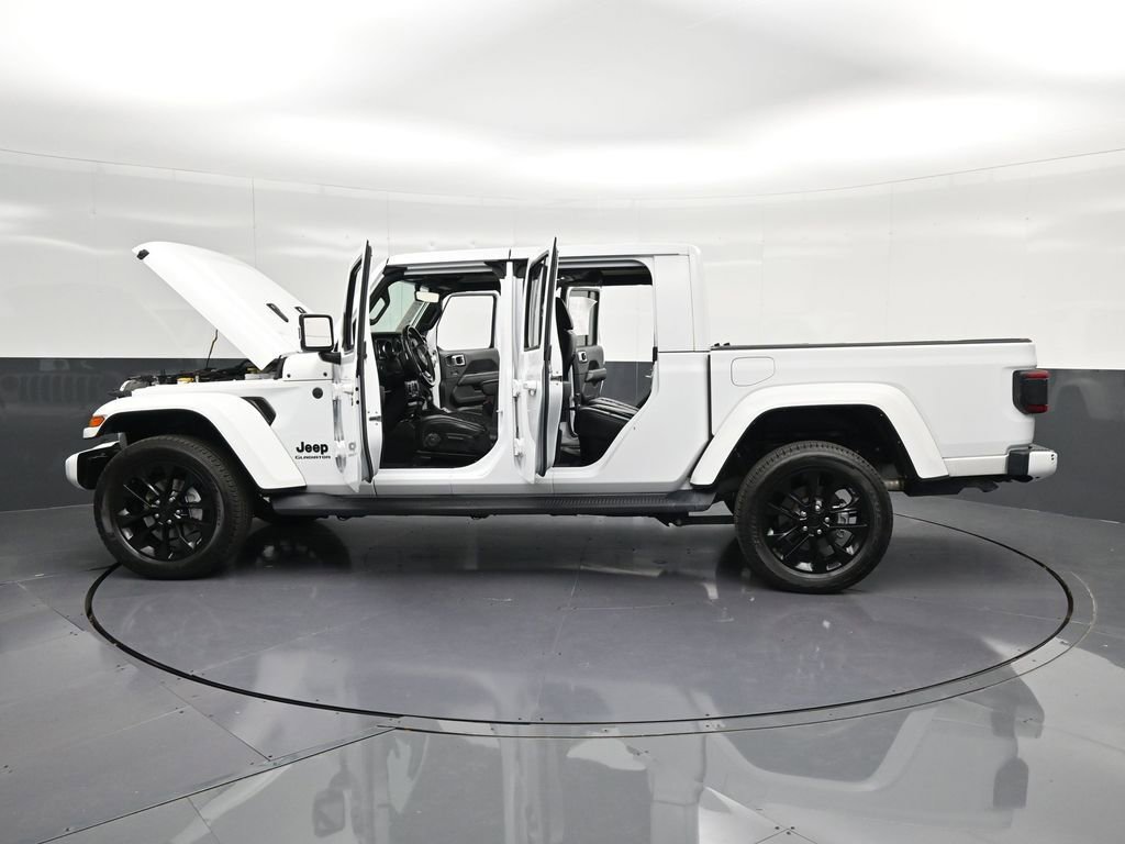 Used 2021 Jeep Gladiator Overland image 42