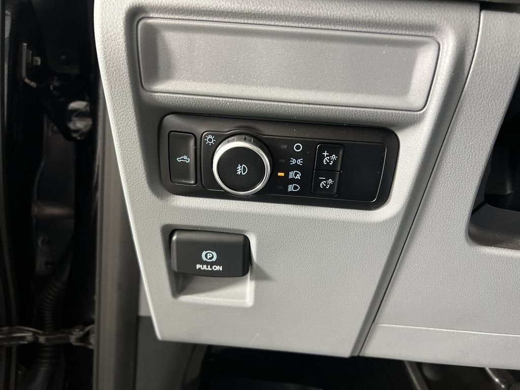Used 2024 Ford F150 XLT AWD/4WD image 17