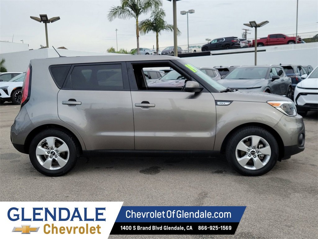 Used 2019 Kia Soul image 11