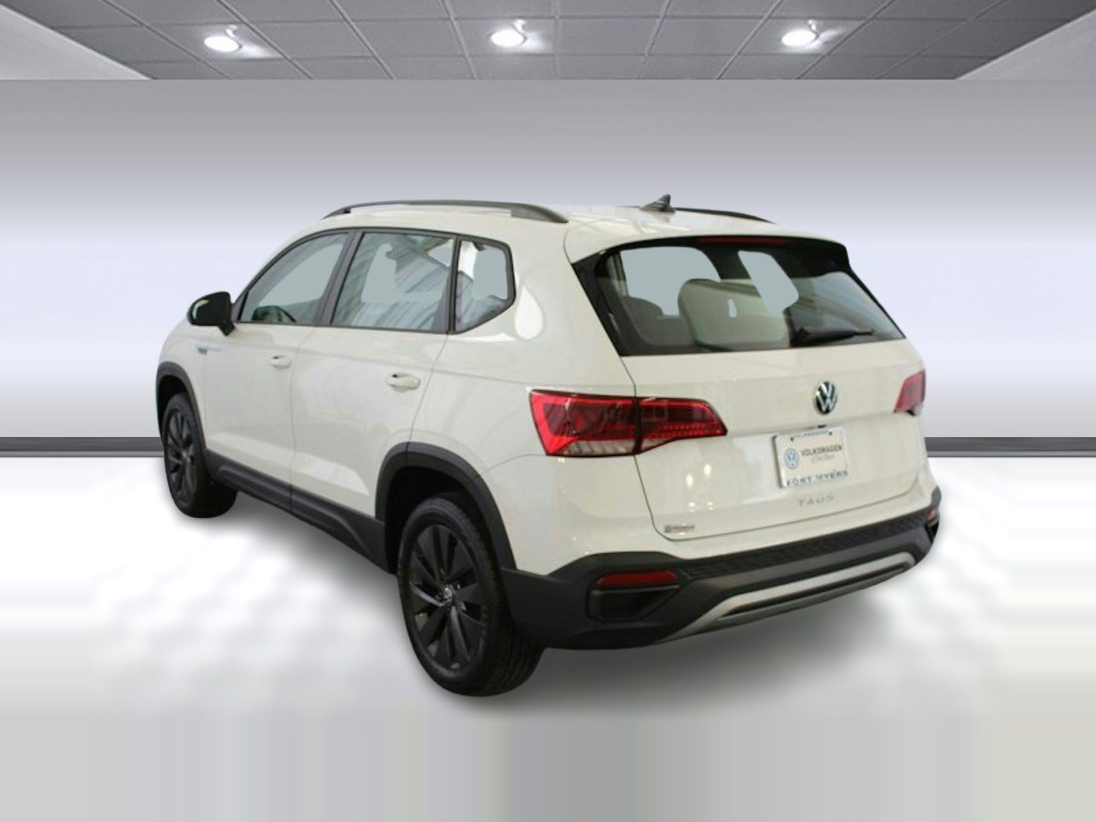 Used 2024 Volkswagen Taos S FWD image 3