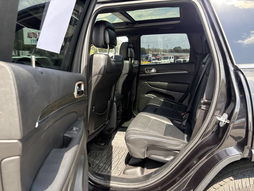 Used 2014 Jeep Grand Cherokee Overland w/ Trailer Tow Group IV RWD image 15