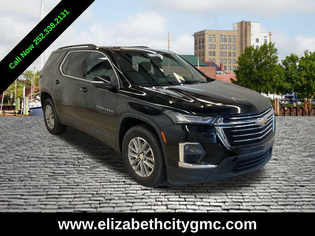 Used 2022 Chevrolet Traverse LT