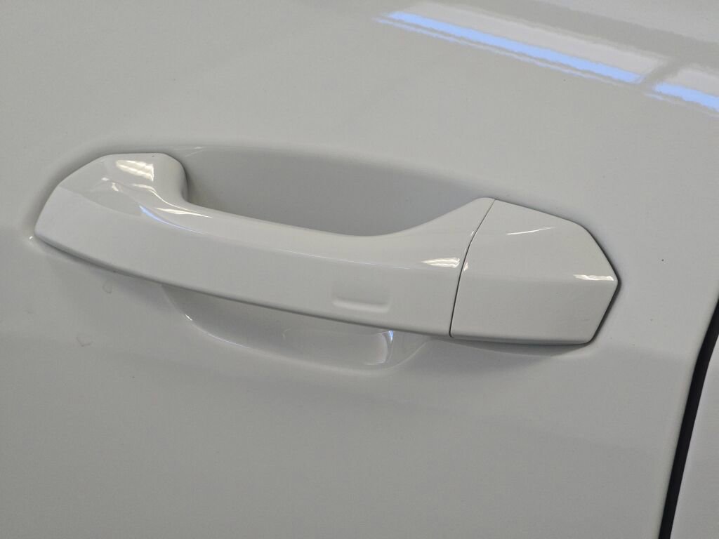 New 2025 Audi RS Q8 performance image 22